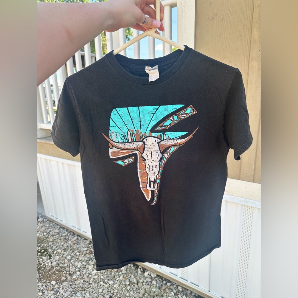Western Tee Size small ⚡️